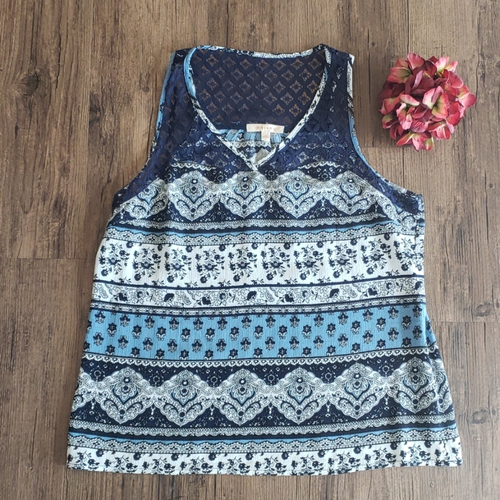Skies are Blue paisley tank with lace